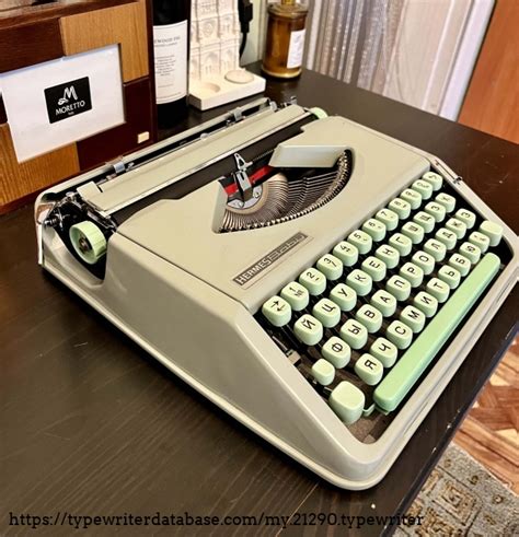 1964 Hermes typewriter 101